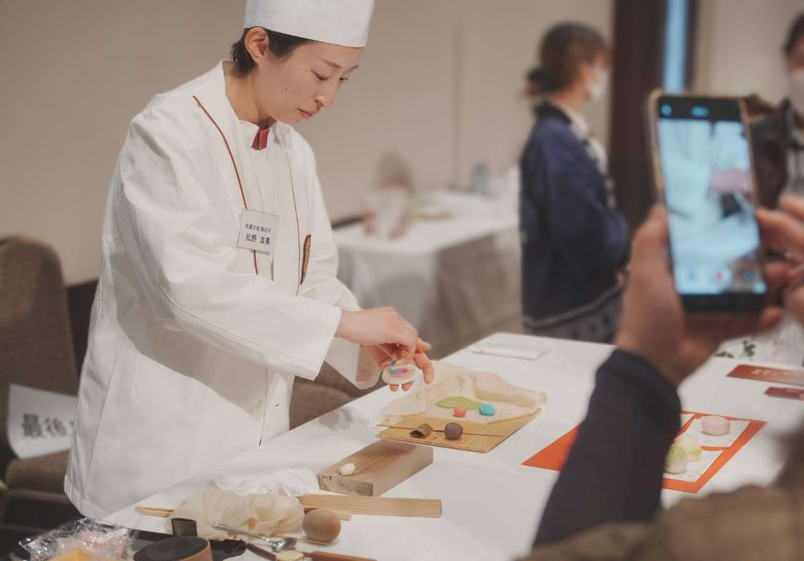 写真:職人の実演の様子